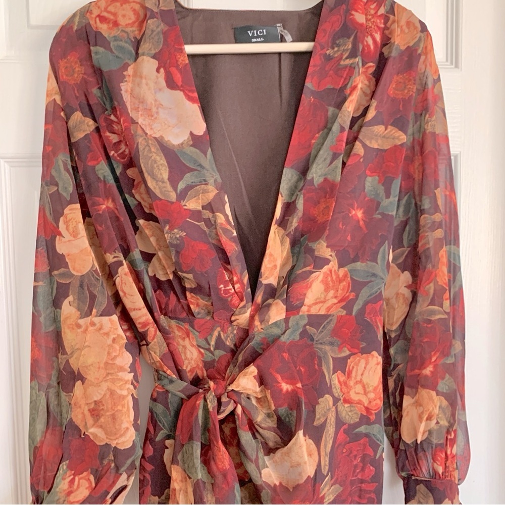 🌾 VICI Red Fall Floral Long Sleeve Asymmetrical Midi Wrap Dress - Picture 5 of 12